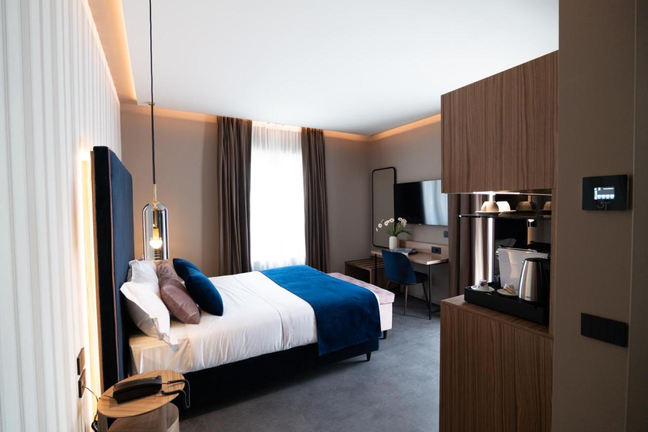 3T Boutique Hotel อีเฟรอา ภายนอก รูปภาพ