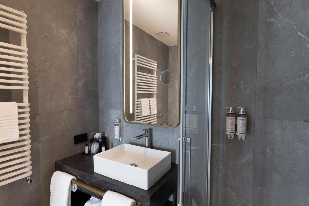 3T Boutique Hotel อีเฟรอา ภายนอก รูปภาพ